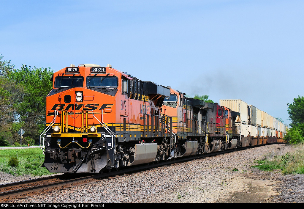 BNSF 8079